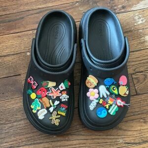 Woman’s Crocs Black Clogs with Fun Charms